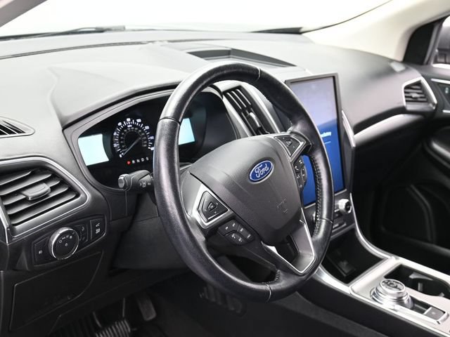 Certified 2022 Ford Edge Titanium AWD/4WD image 15