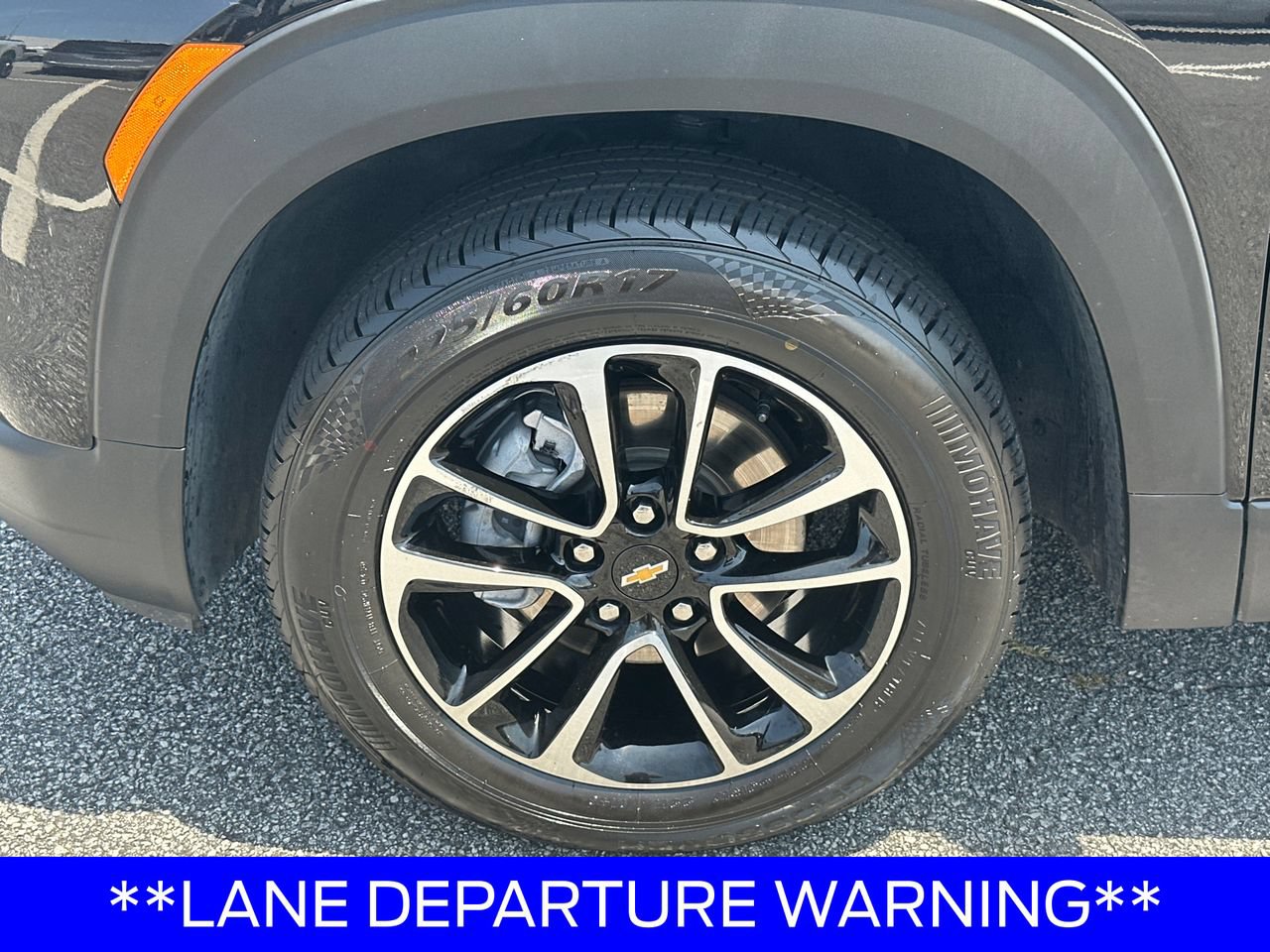 Used 2025 Chevrolet TrailBlazer LT AWD/4WD image 13
