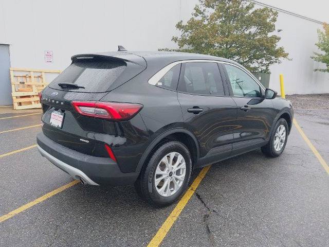 Certified 2024 Ford Escape Active AWD/4WD image 8