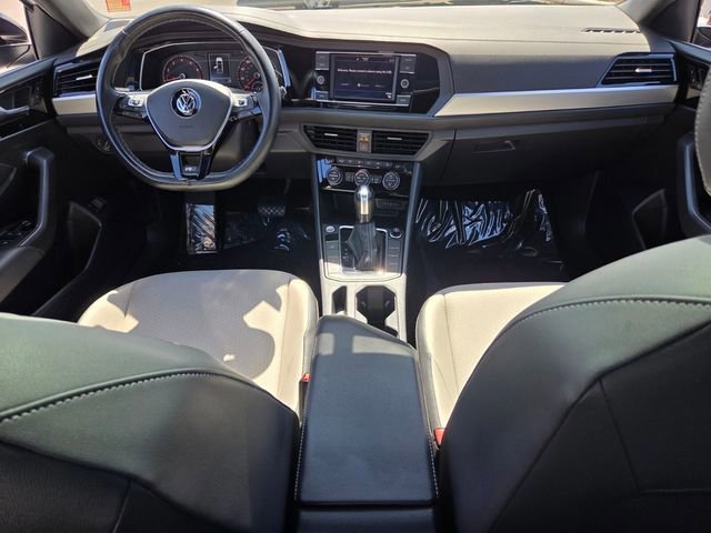 Used 2021 Volkswagen Jetta R-Line image 14