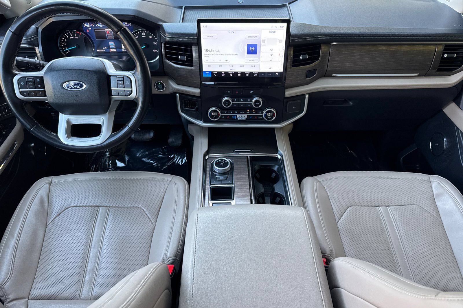 Certified 2024 Ford Expedition Max Limited RWD image 15