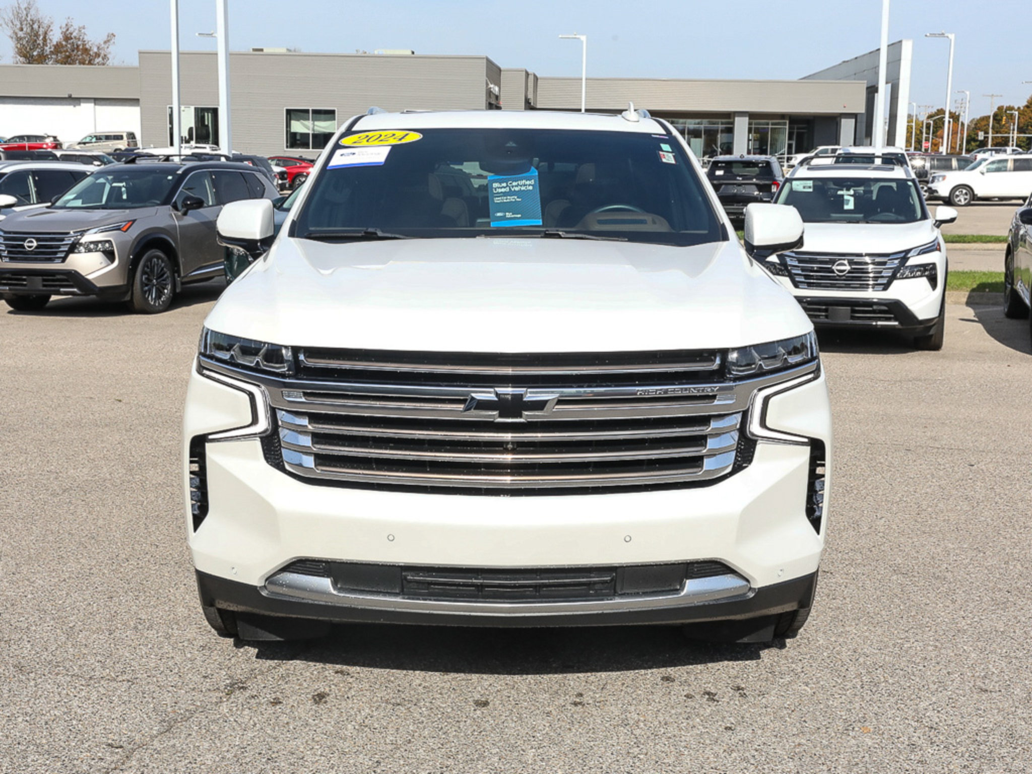 Used 2024 Chevrolet Tahoe High Country AWD/4WD image 10