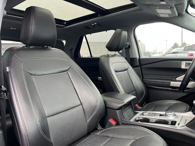 Certified 2023 Ford Explorer Limited w/ Limited Technology Package image 34