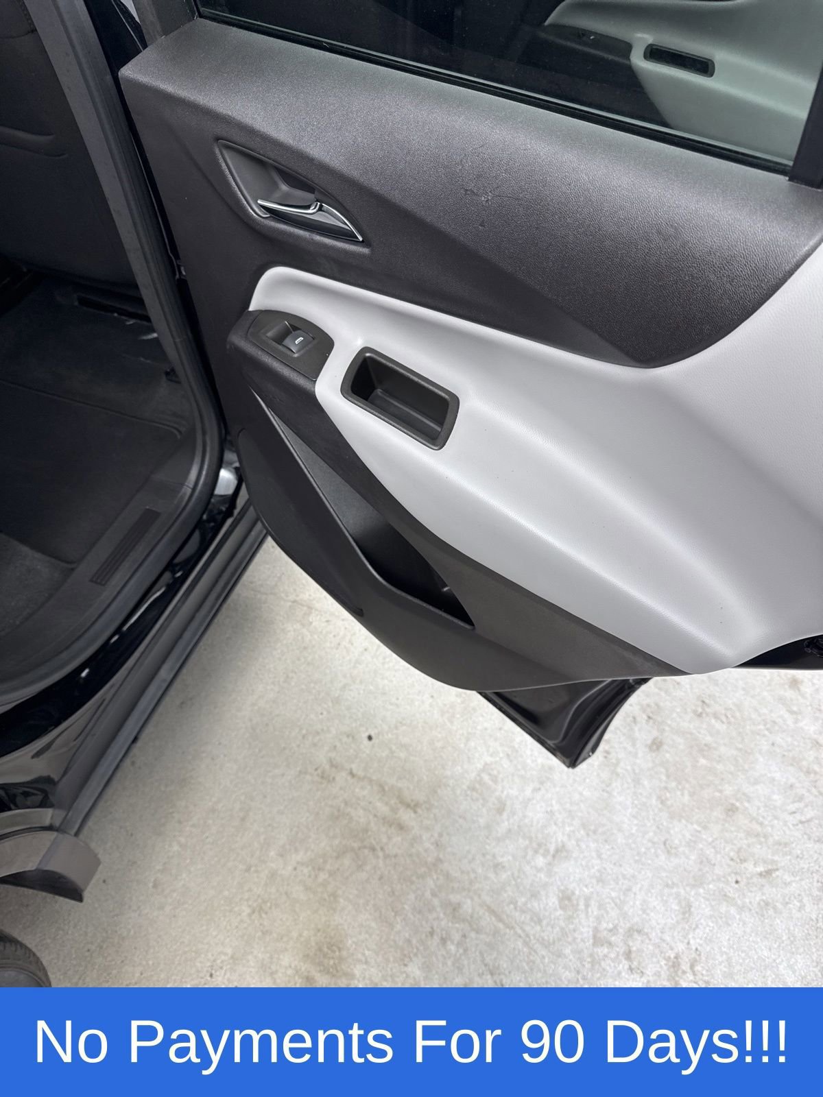 Used 2024 Chevrolet Equinox LT image 36