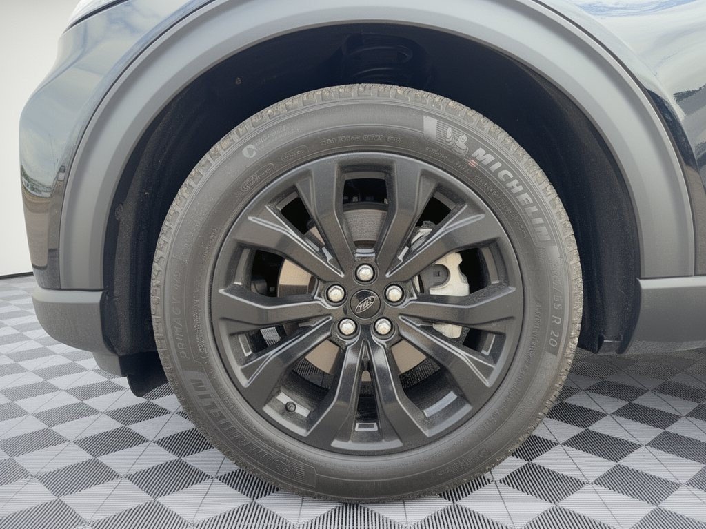 Certified 2025 Ford Explorer ST-Line w/ Premium Package RWD image 13