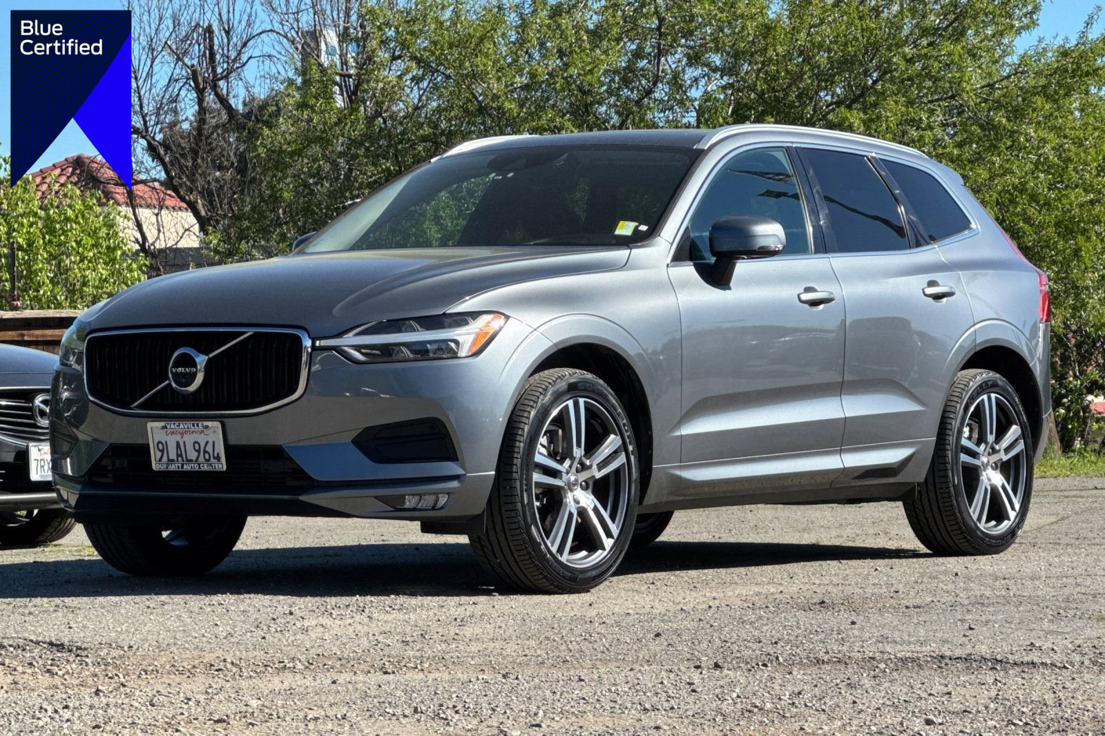 Used 2021 Volvo XC60 T6 Momentum image 1