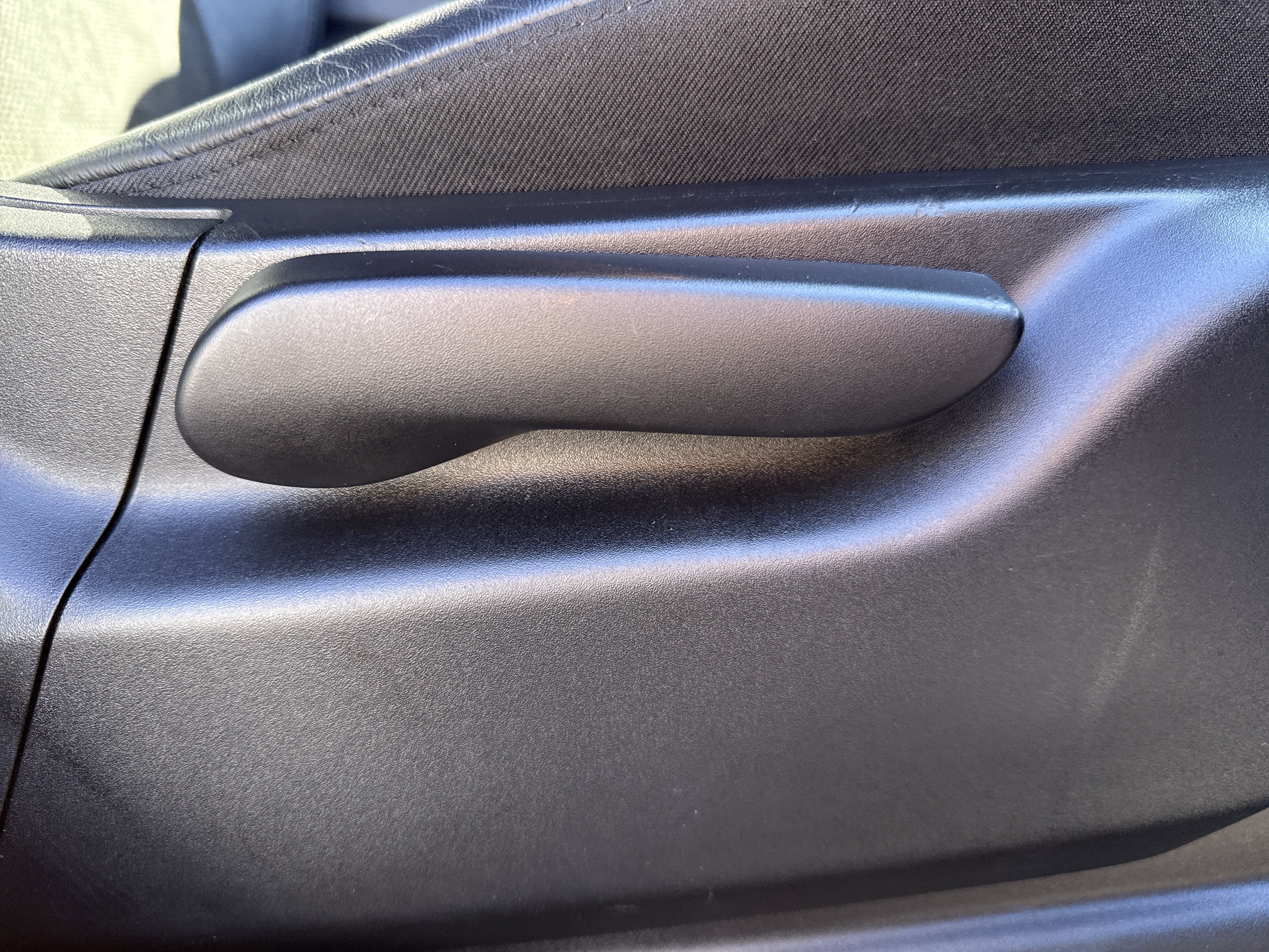 Used 2019 Jeep Grand Cherokee Altitude image 29