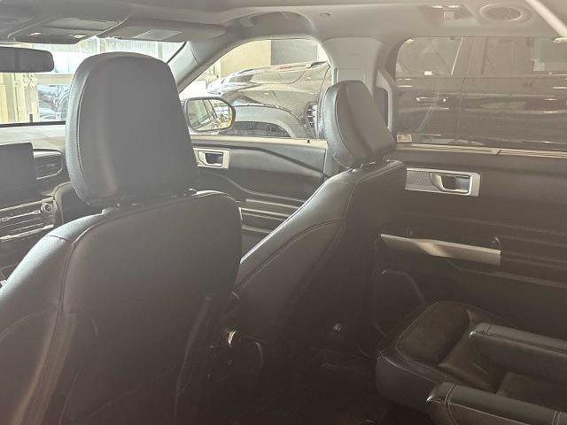 Certified 2021 Ford Explorer Limited w/ Hybrid Equipment Group 310A AWD/4WD image 25