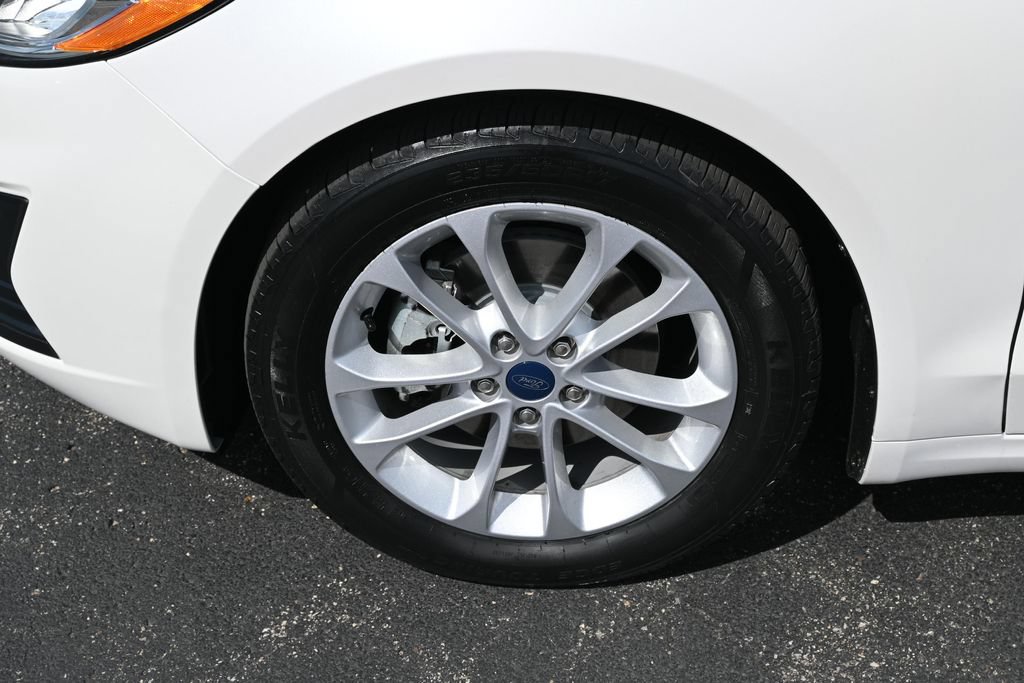 Certified 2020 Ford Fusion SE FWD image 13