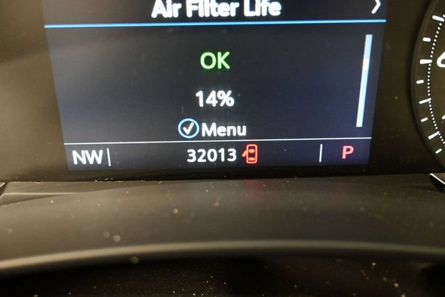 Used 2023 Cadillac CT4 Luxury w/ Sun And Sound Package RWD image 20