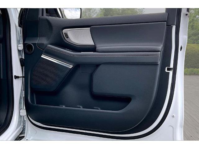 Certified 2025 Ford Expedition Active image 27