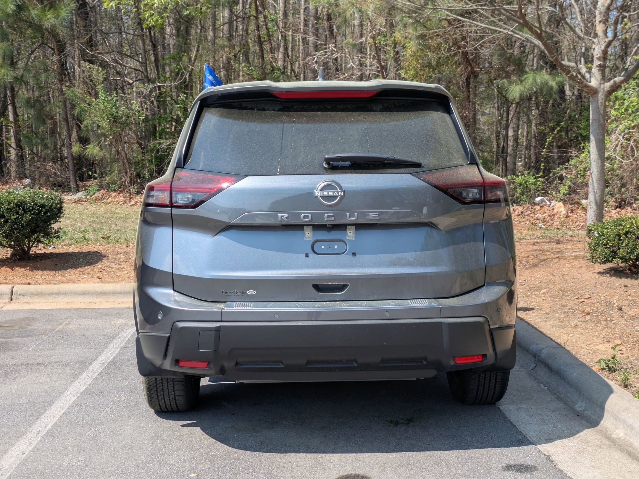 Used 2026 Nissan Rogue SV FWD image 4