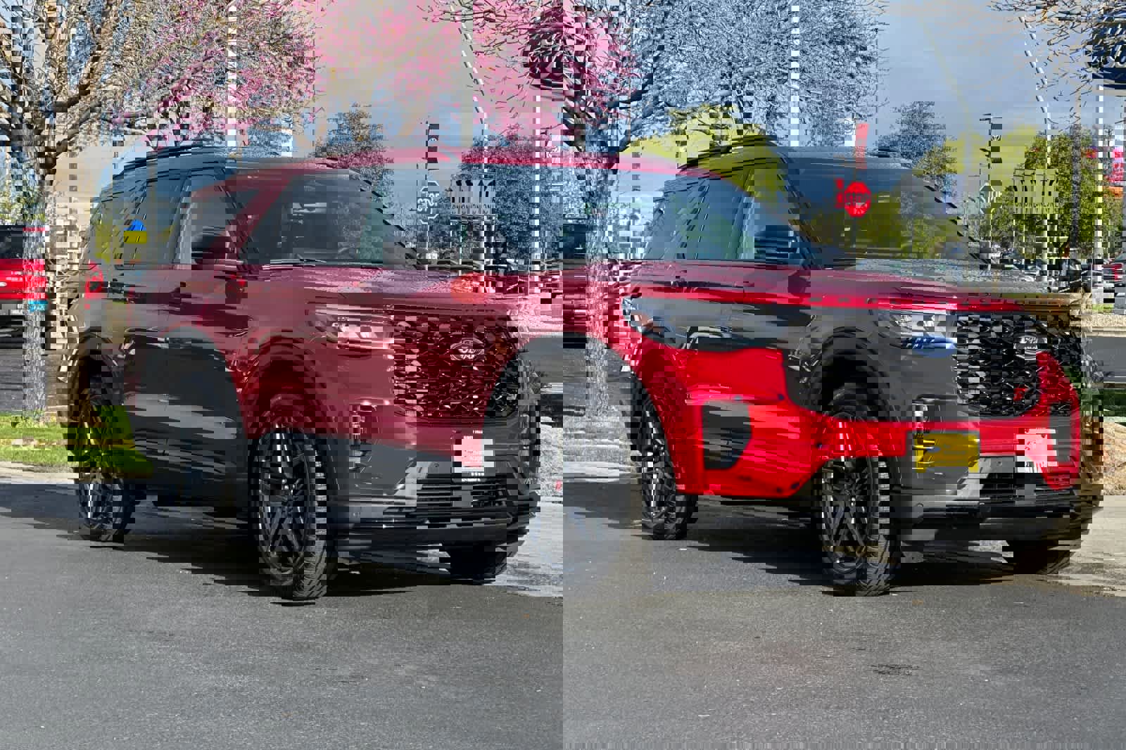 Certified 2025 Ford Explorer ST image 7