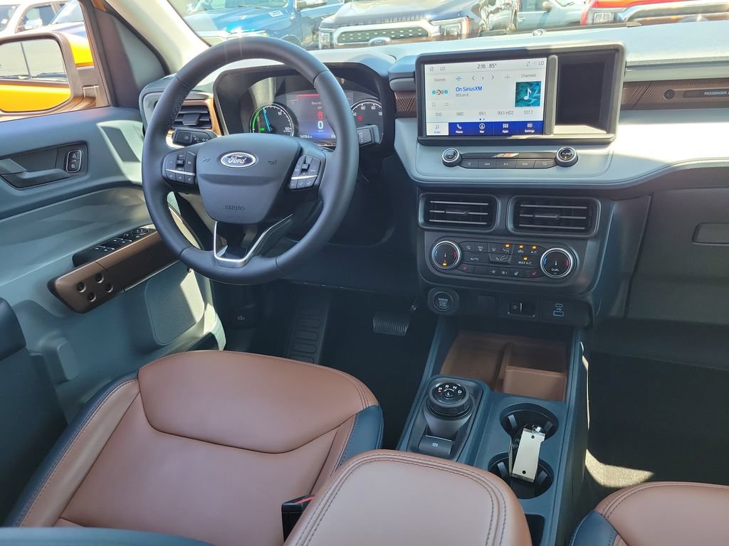 Certified 2023 Ford Maverick Lariat w/ Lariat Luxury Package FWD image 13