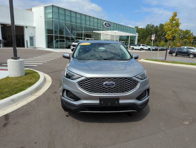 Certified 2024 Ford Edge SEL AWD/4WD image 8