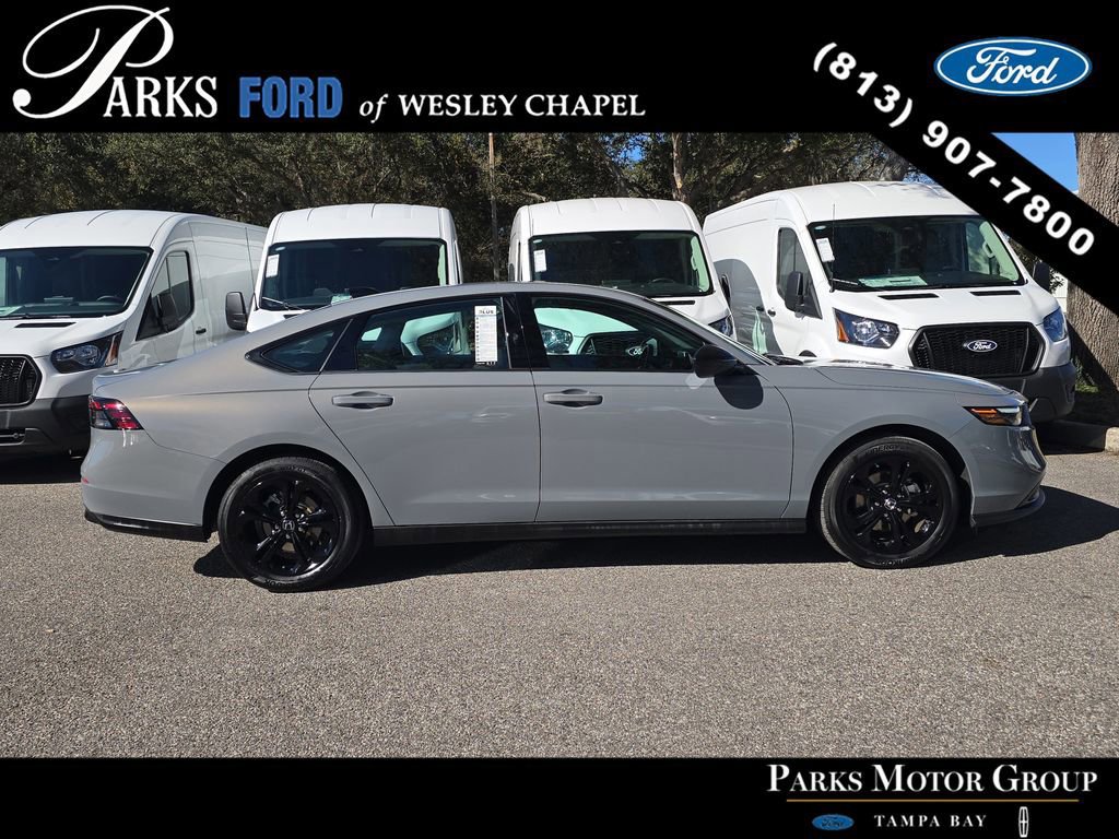 Used 2025 Honda Accord SE image 2