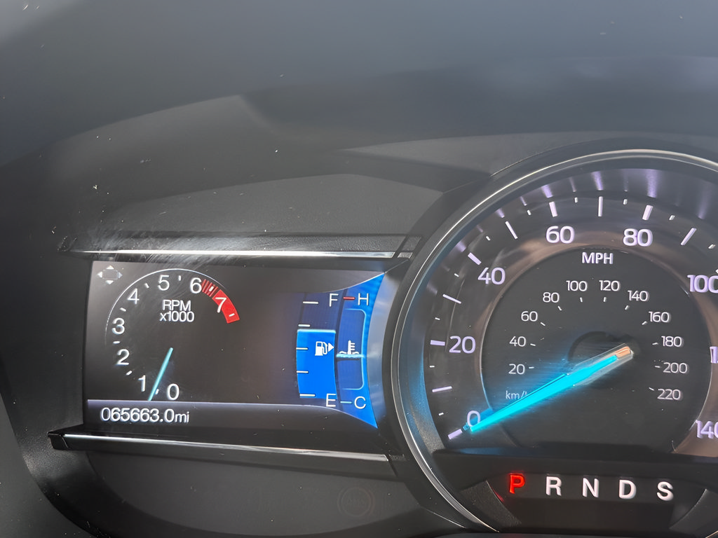 Certified 2019 Ford Explorer XLT w/ Equipment Group 202A AWD/4WD image 29