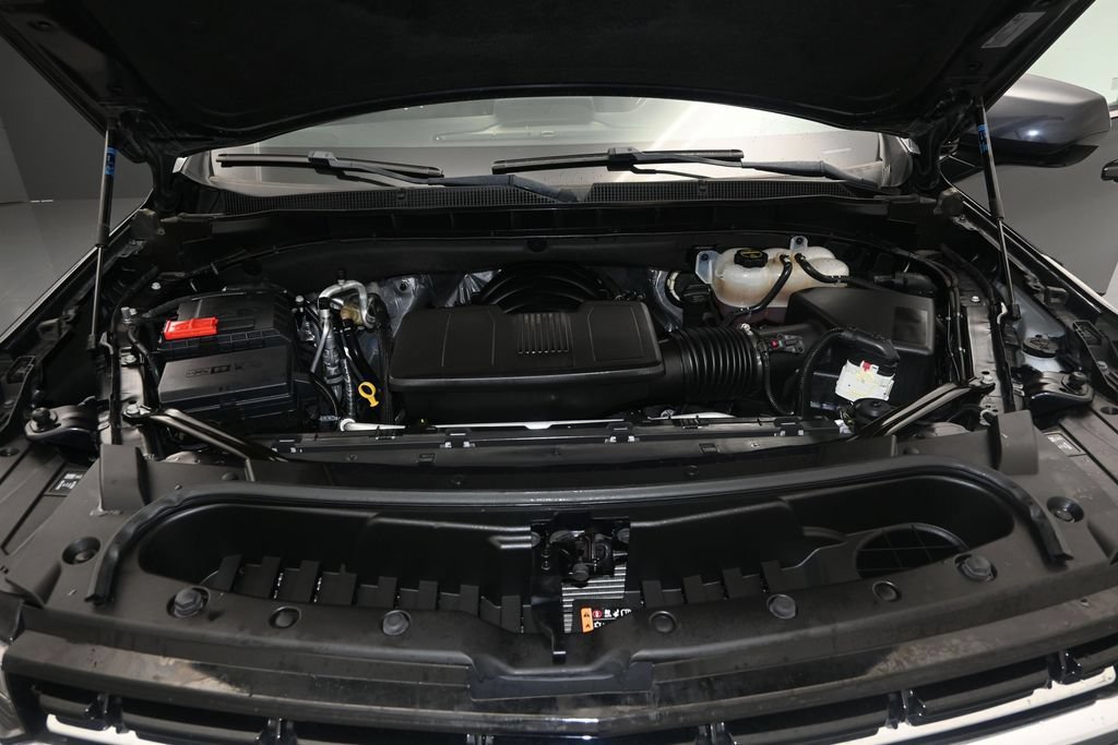 Used 2024 Chevrolet Tahoe LT RWD image 16