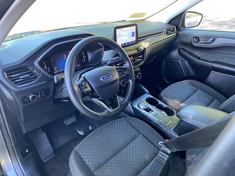 Certified 2023 Ford Escape Active AWD/4WD image 23