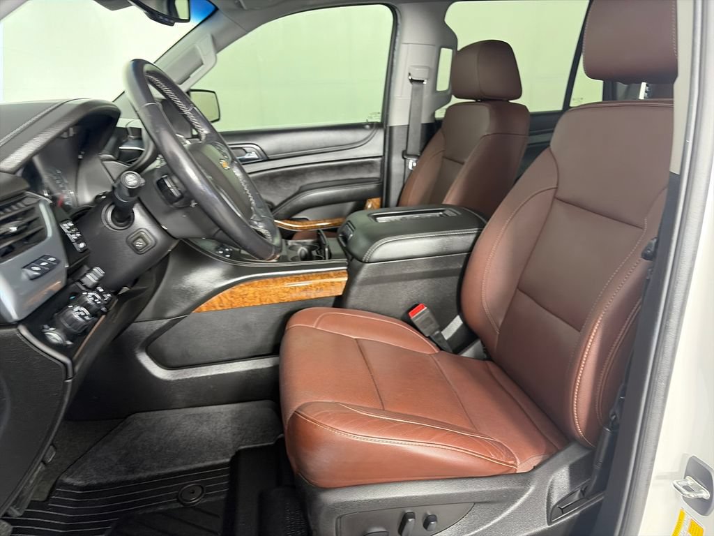 Used 2019 Chevrolet Tahoe Premier w/ Premier Plus Edition AWD/4WD image 11