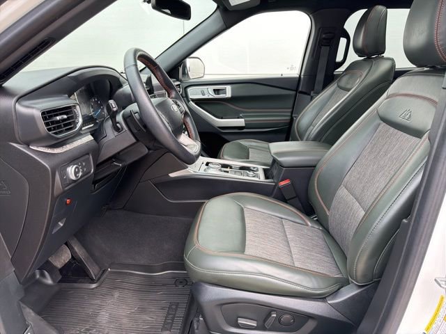 Certified 2022 Ford Explorer Timberline w/ Timberline Technology Package AWD/4WD image 13