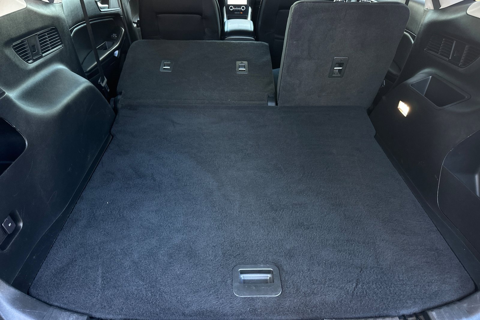 Certified 2022 Ford Edge SE w/ Black Appearance Package image 14