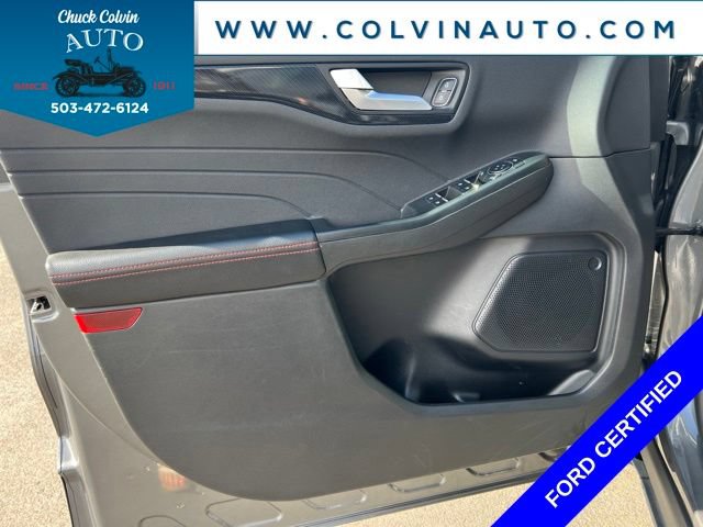 Certified 2025 Ford Escape ST-Line Select AWD/4WD image 14