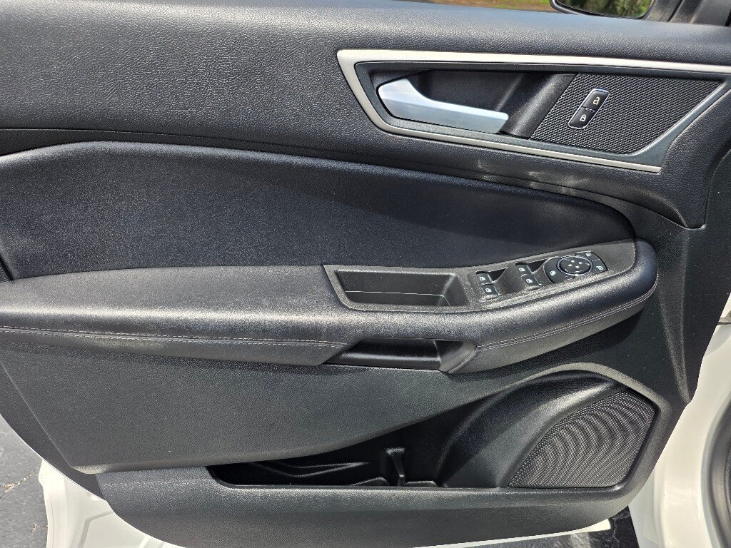 Certified 2024 Ford Edge SEL w/ Convenience Package AWD/4WD image 19