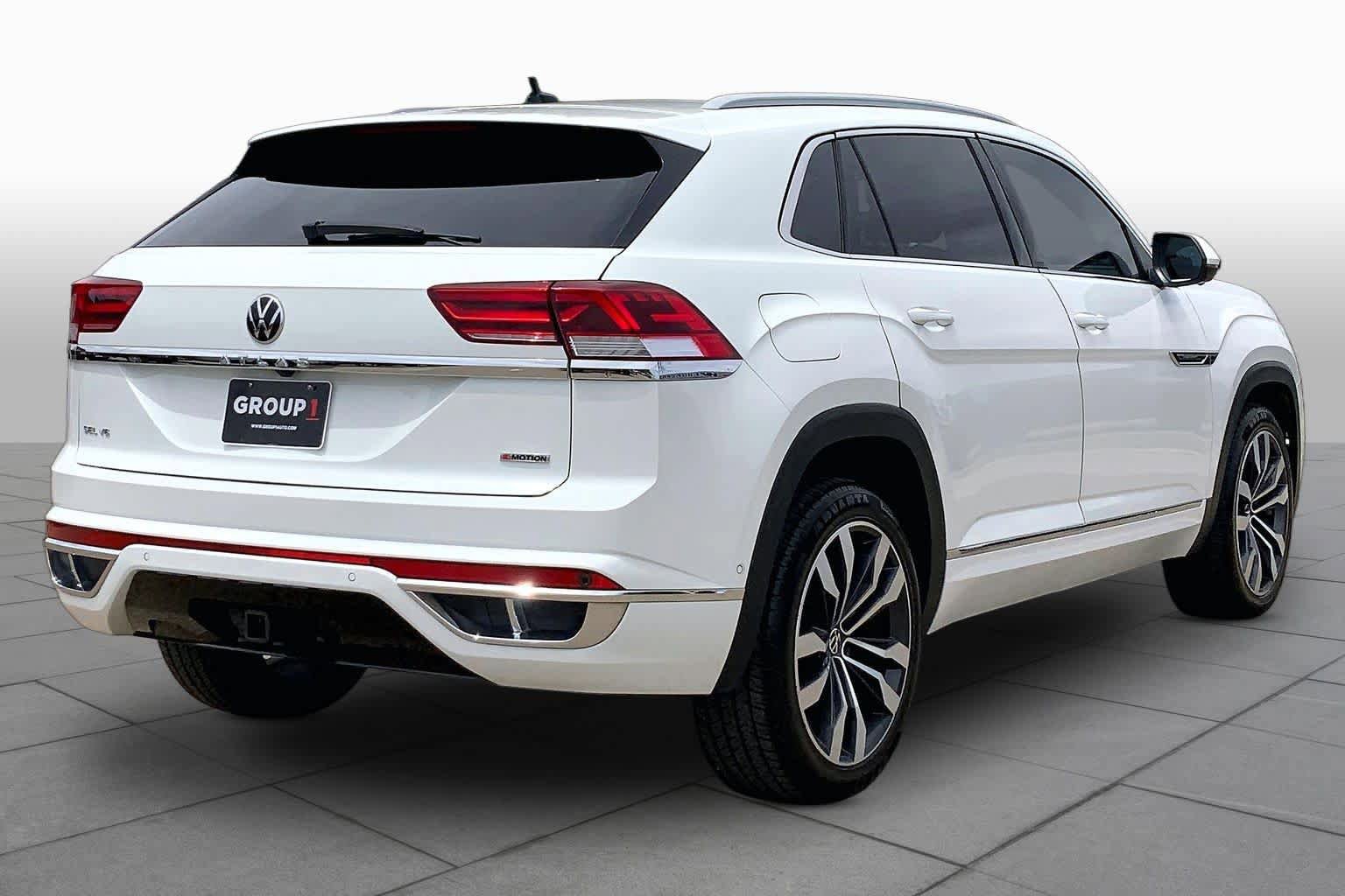 Used 2021 Volkswagen Atlas Cross Sport SEL Premium R-Line w/ Cross Sport MDO Package AWD/4WD image 13