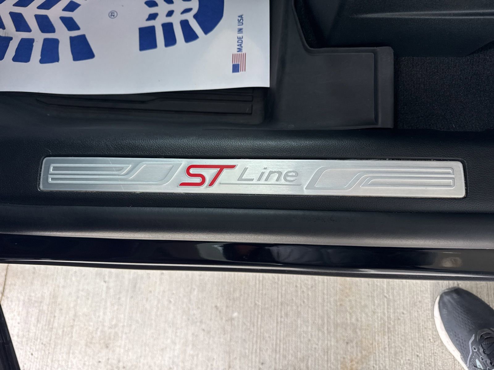 Certified 2024 Ford Explorer ST-Line w/ Class IV Trailer Tow Package AWD/4WD image 25