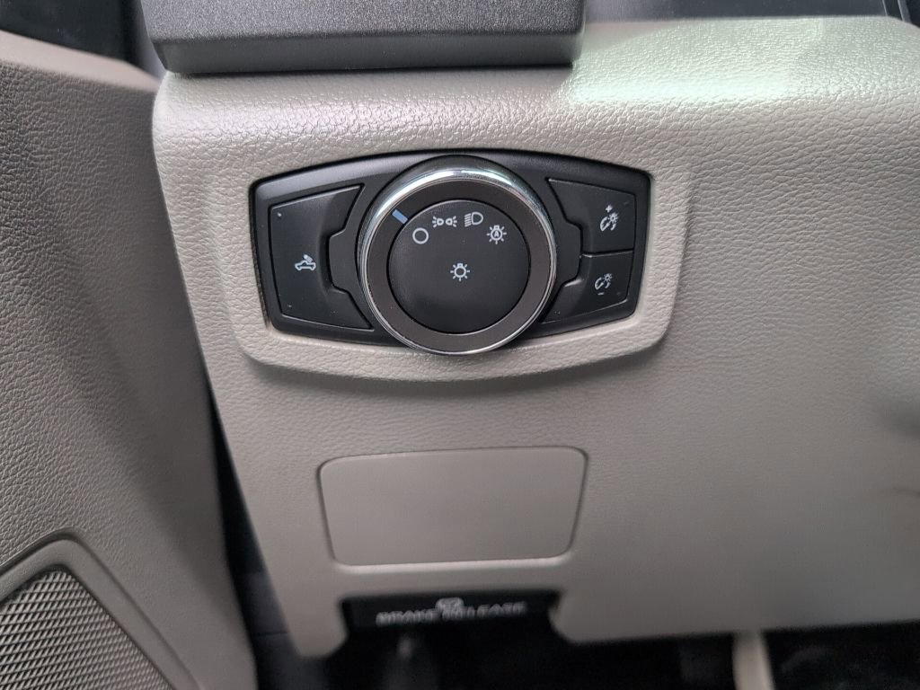 Certified 2022 Ford F350 XL w/ Power Equipment Group image 24