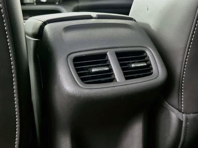 Used 2023 Buick Envision Essence FWD image 13