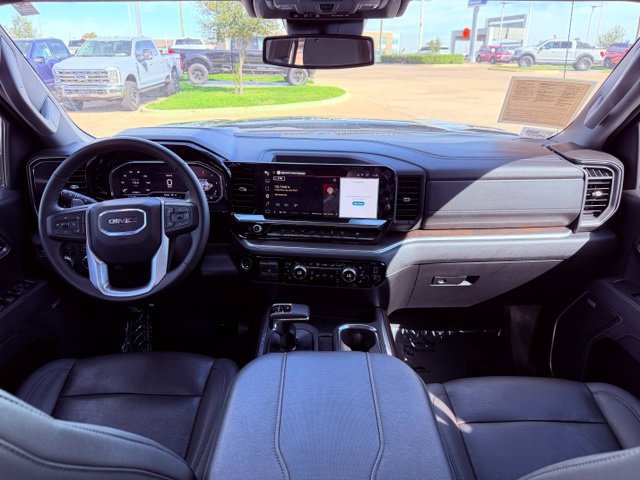 Used 2025 GMC Sierra 1500 SLT AWD/4WD image 25