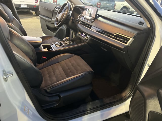 Used 2022 Mitsubishi Outlander SE FWD image 12