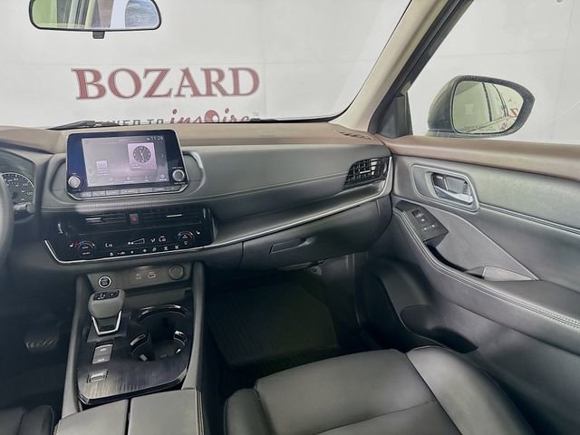 Used 2021 Nissan Rogue SV w/ Premium Package image 28