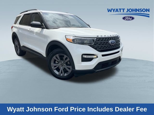 Certified 2024 Ford Explorer XLT w/ Equipment Group 202A