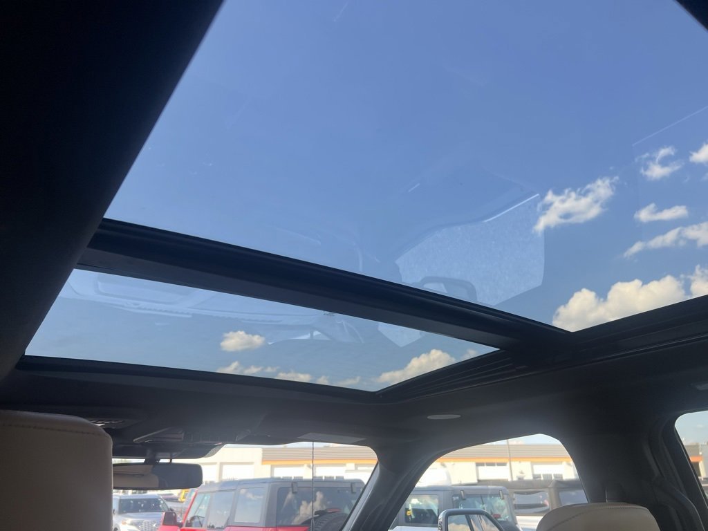 Certified 2024 Ford F250 Lariat w/ Lariat Ultimate Package image 22