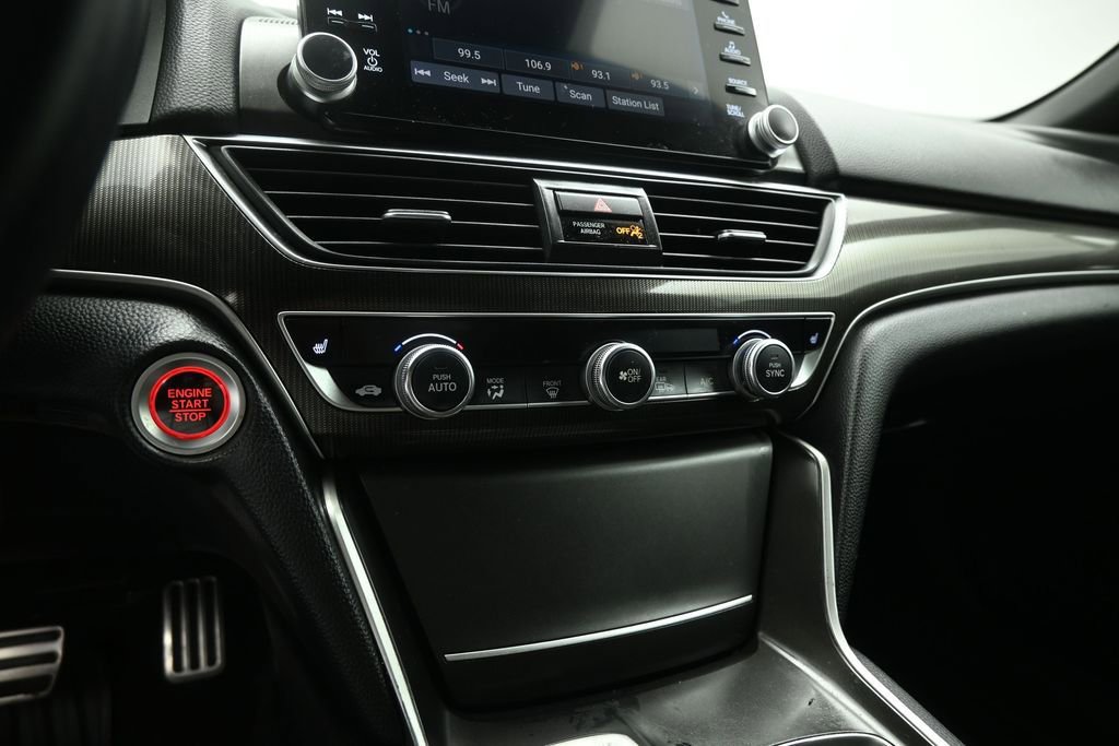 Used 2018 Honda Accord Sport image 13