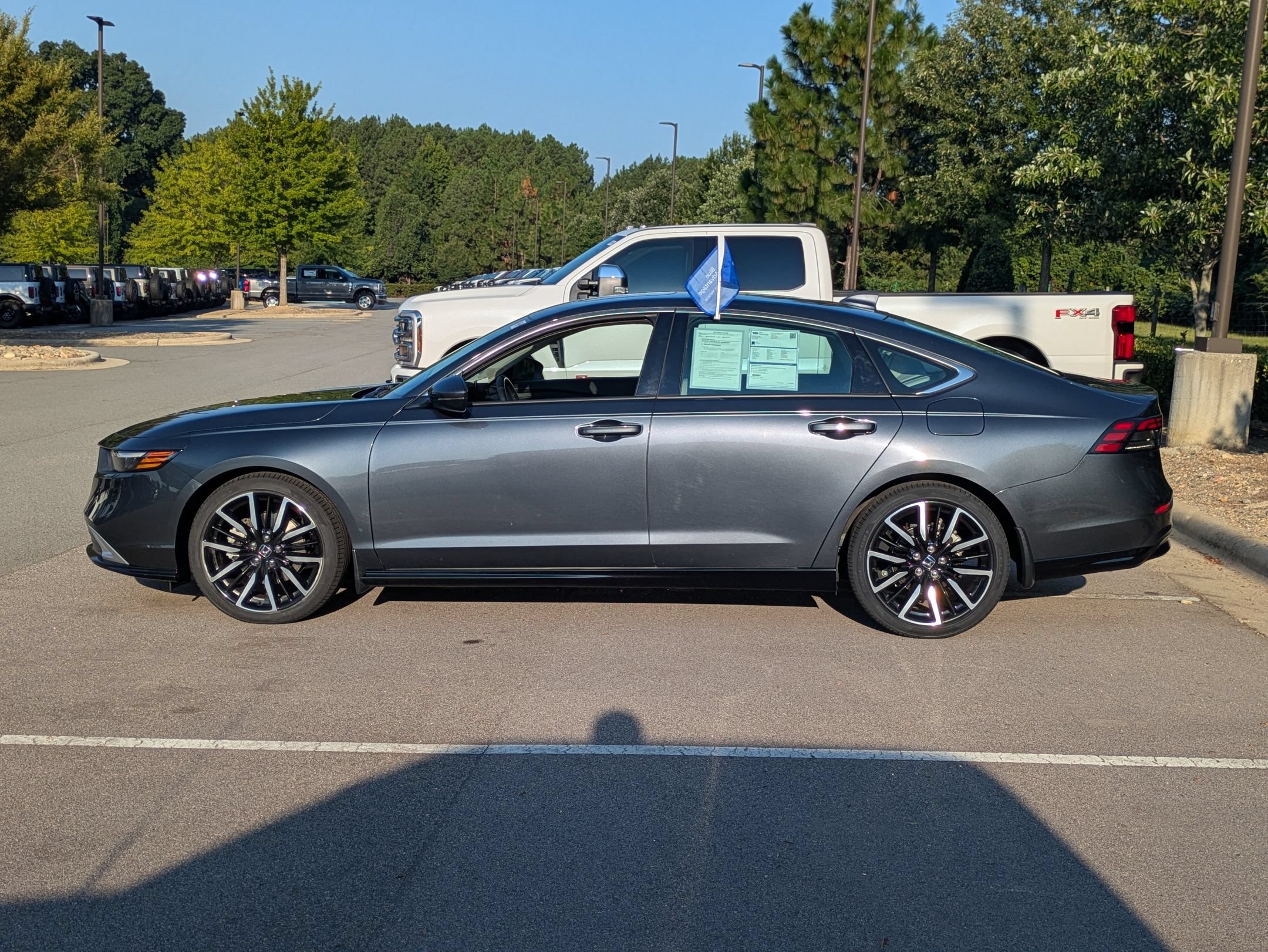 Used 2024 Honda Accord Touring image 7