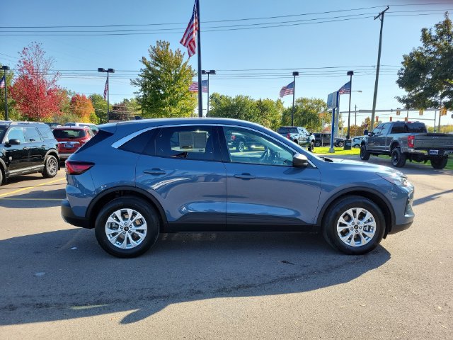 Certified 2023 Ford Escape Active AWD/4WD image 8