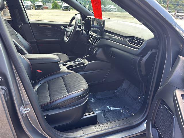 Certified 2023 Ford Escape ST-Line w/ Tech Pack #1 AWD/4WD image 20