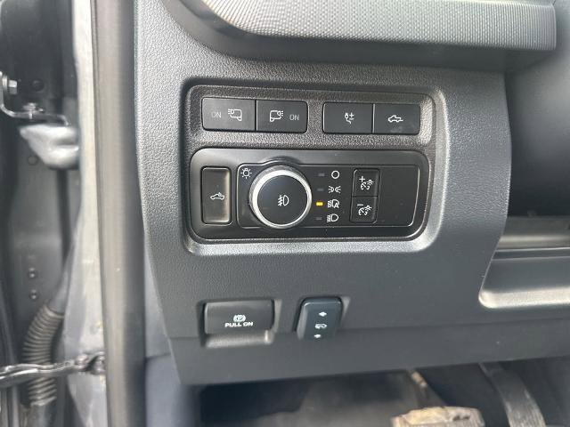 Certified 2024 Ford F350 Platinum w/ FX4 Off-Road Package image 26