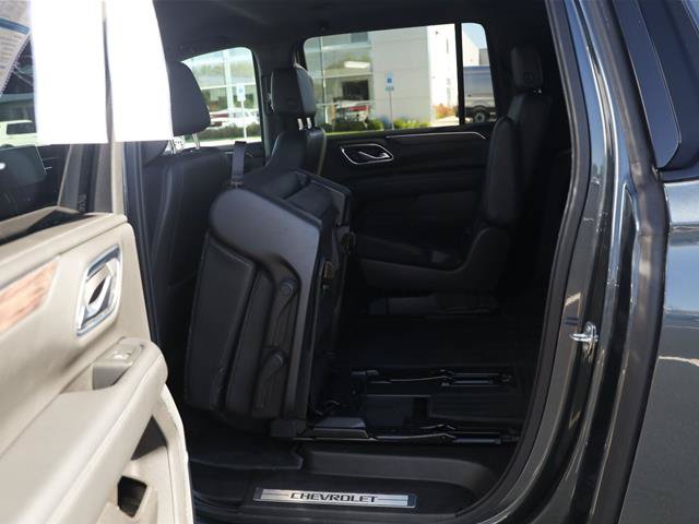 Used 2021 Chevrolet Suburban Z71 w/ Z71 Off-Road Package AWD/4WD image 28