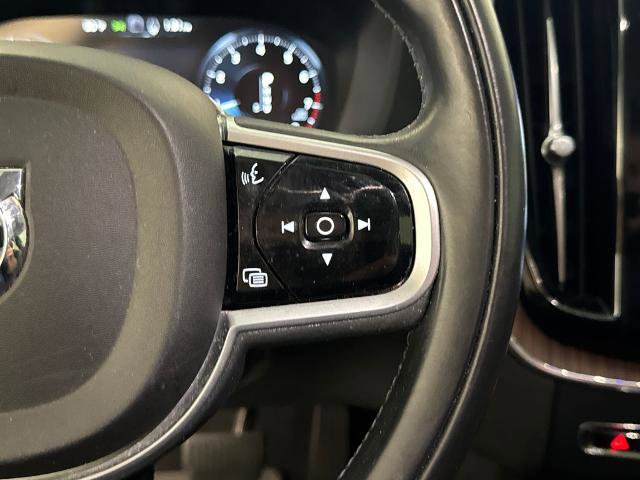 Used 2019 Volvo XC60 T5 Inscription w/ Protection Package Premier FWD image 22