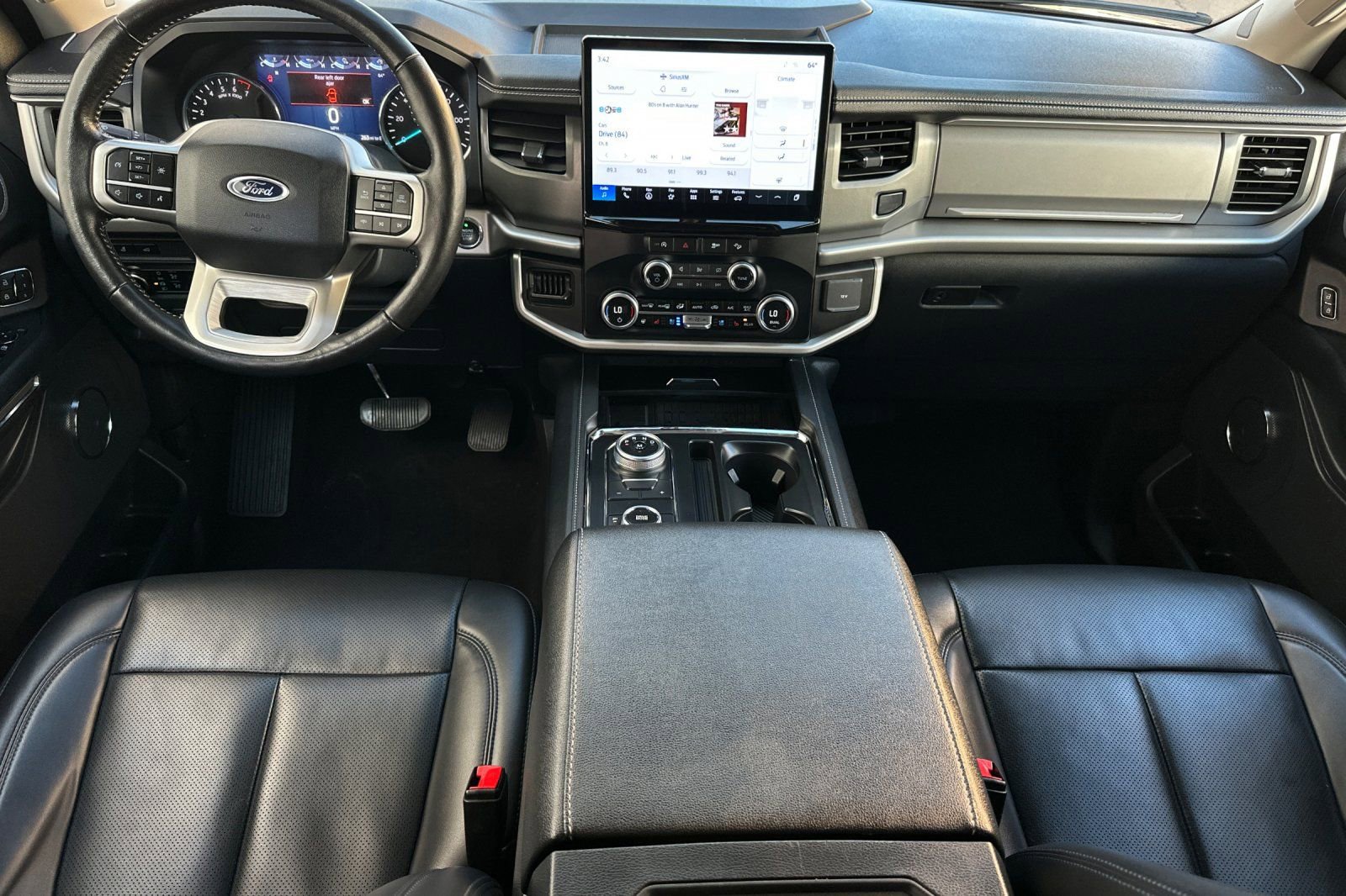 Certified 2024 Ford Expedition Max XLT image 12