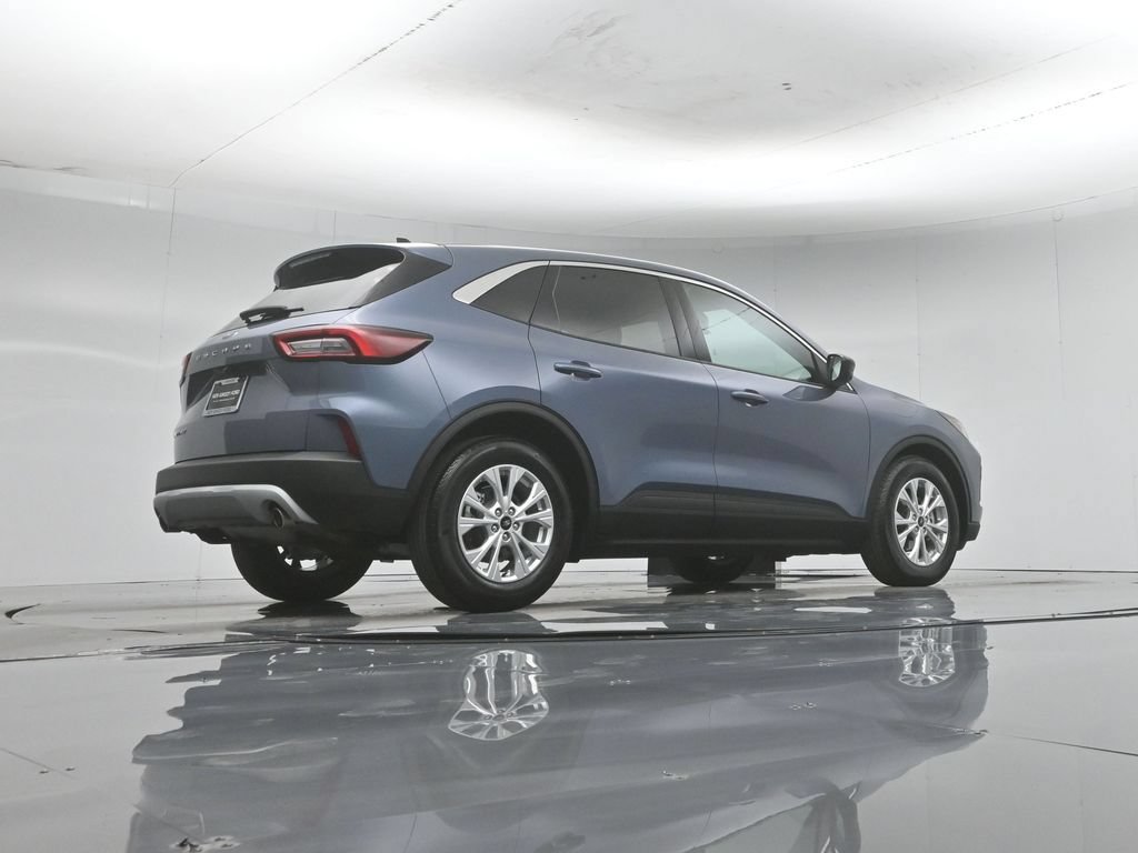 Certified 2023 Ford Escape Active FWD image 49
