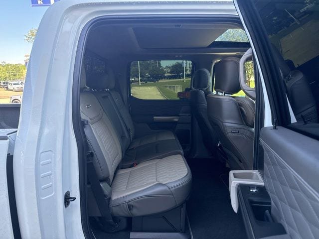 Certified 2026 Ford F350 Platinum w/ Platinum Plus Package AWD/4WD image 11