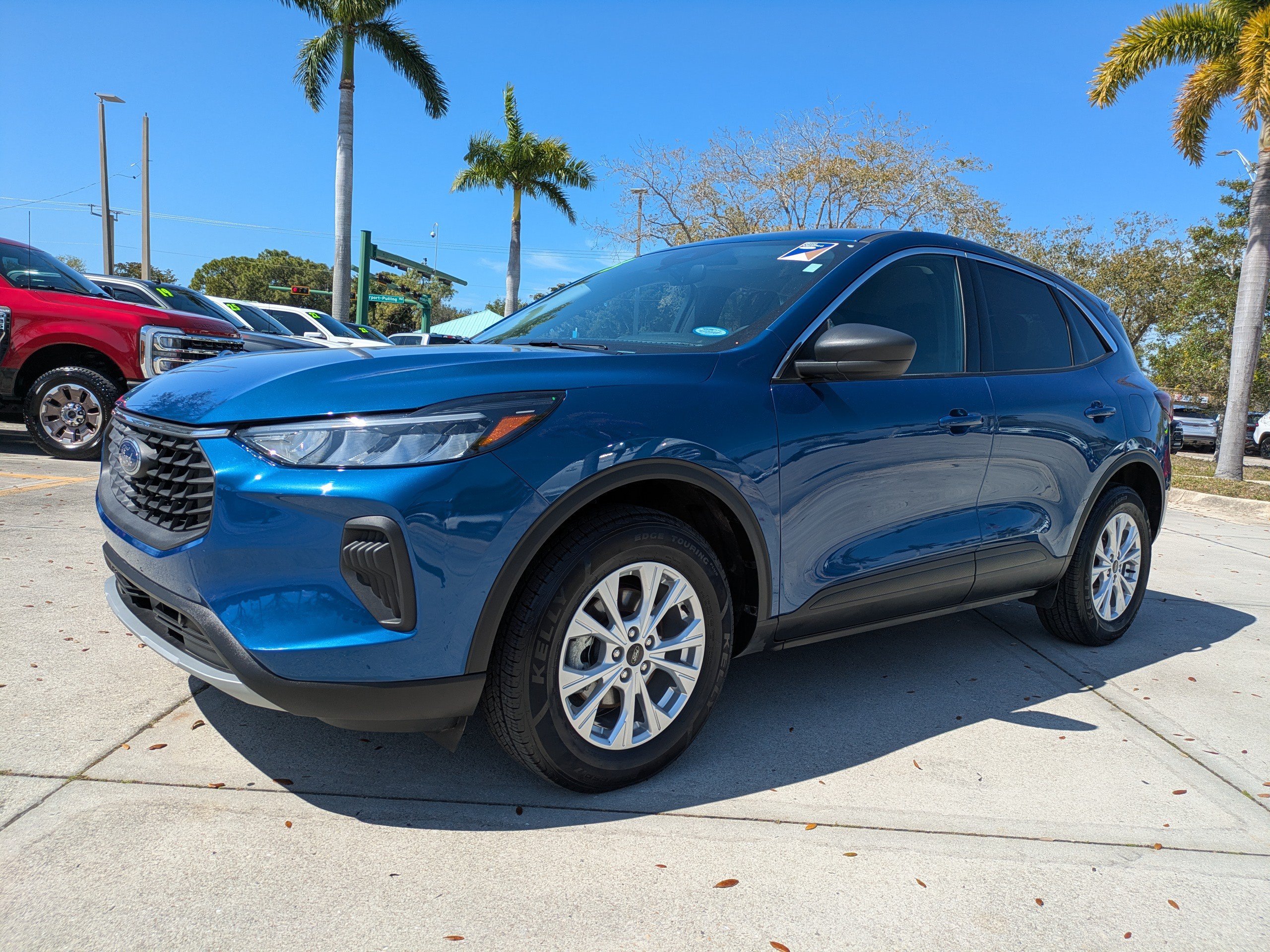 Certified 2023 Ford Escape Active AWD/4WD image 7