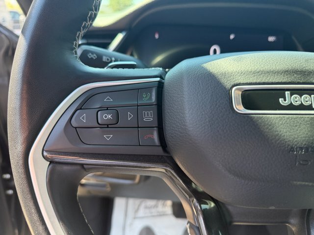 Used 2021 Jeep Grand Cherokee L Laredo AWD/4WD image 13