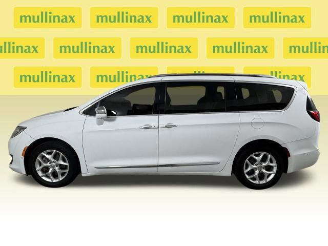 Used 2020 Chrysler Pacifica Limited w/ Advanced Safetytec Group image 2